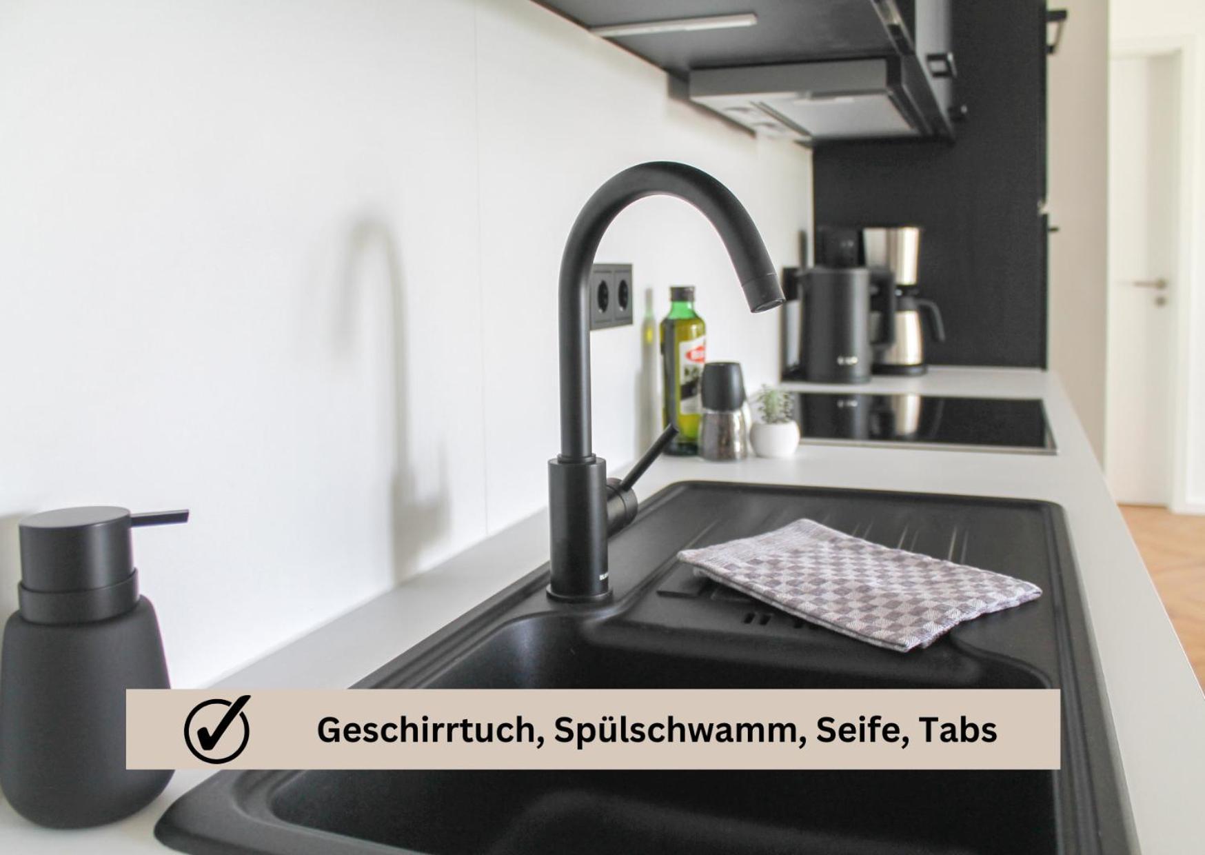 Modern Apartment - Fuer Freunde & Familien, Stadtnah, Parkplatz, E-Ladestation, Gitterbox Fuer Fahrraeder, Fitnessstudio, Digitale Gaestemappe Mit Restaurant- Und Unternehmenstipps โคเบลนซ์ ภายนอก รูปภาพ